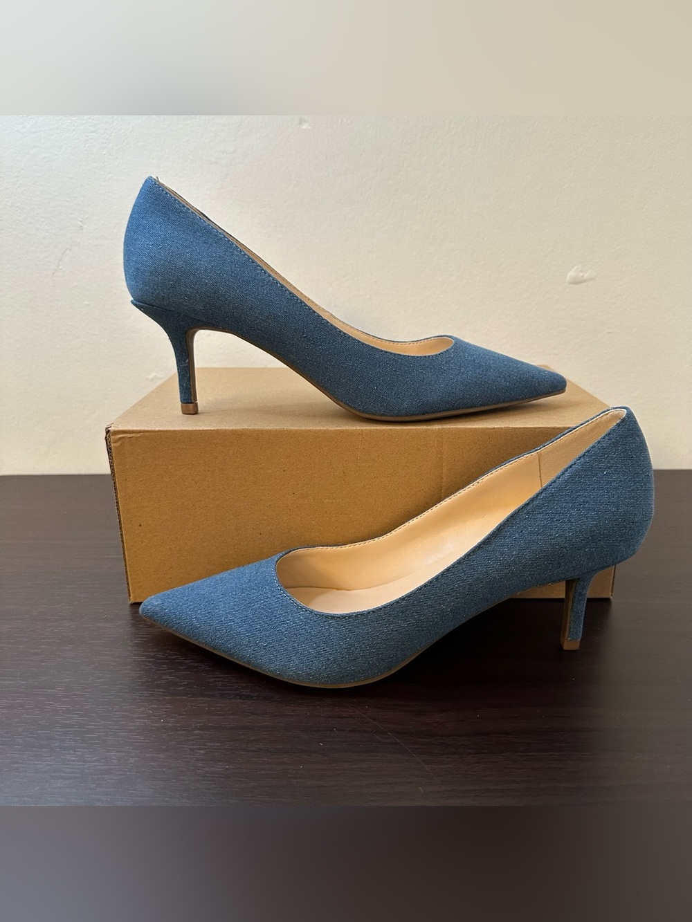 Marc Fisher Denim Blue Alola Textile Pointed Toe Pumps Slip On Women's US 8.5
